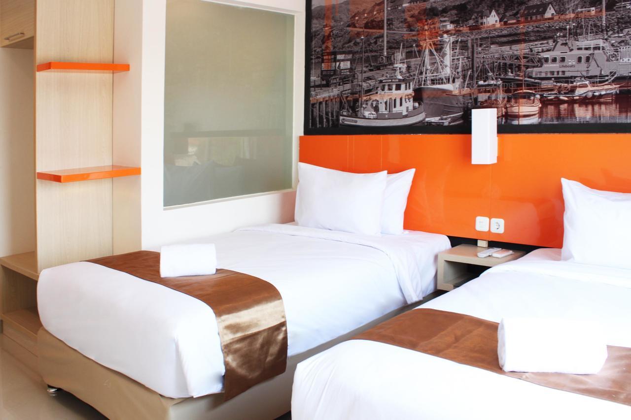 Bliss Soetta Hotel Semarang Luaran gambar